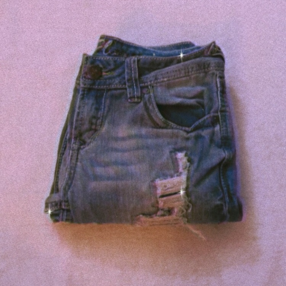 Wallflower Ripped Jeans